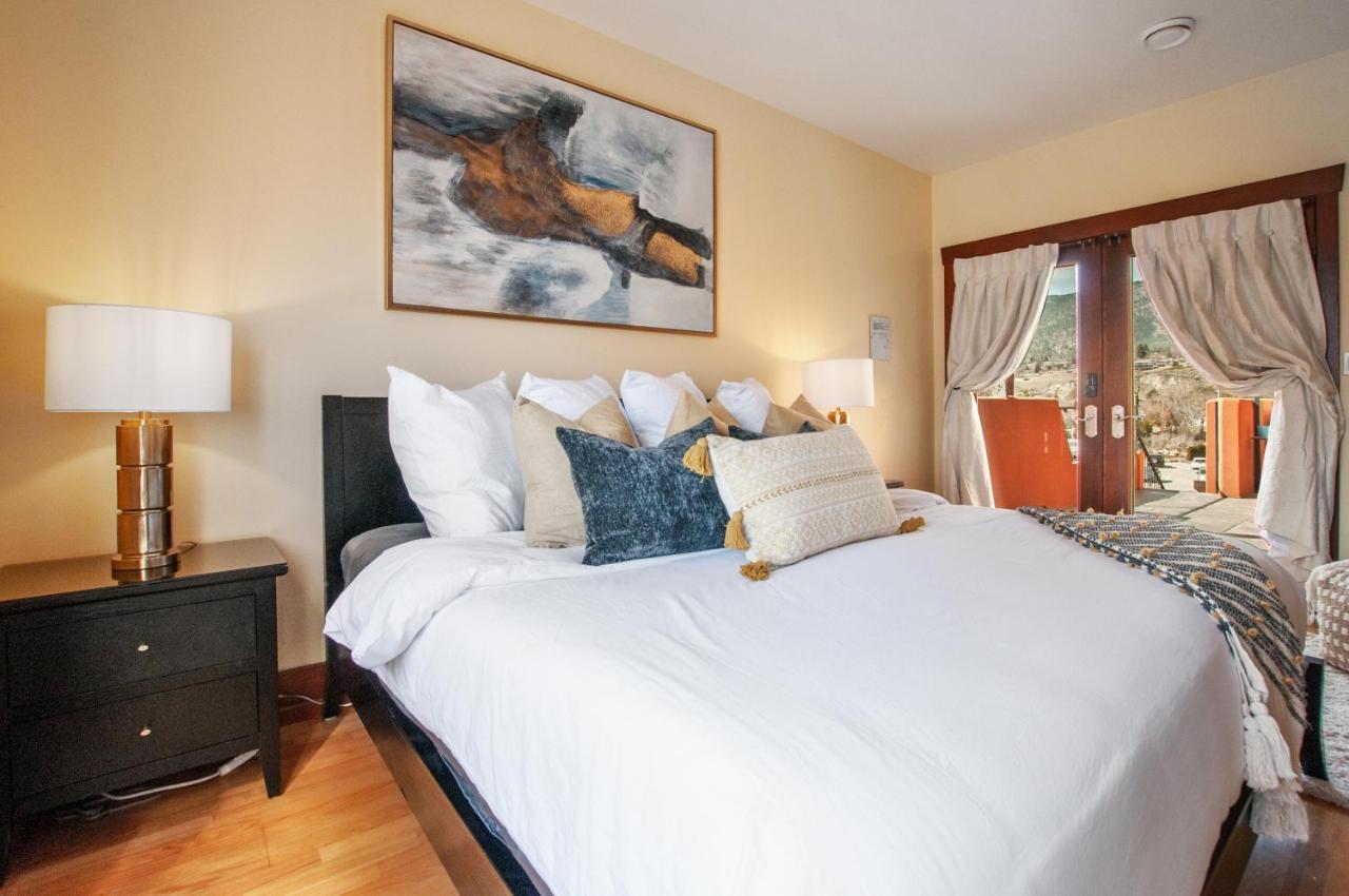 Casa Grande Inn & Suites Penticton Eksteriør billede