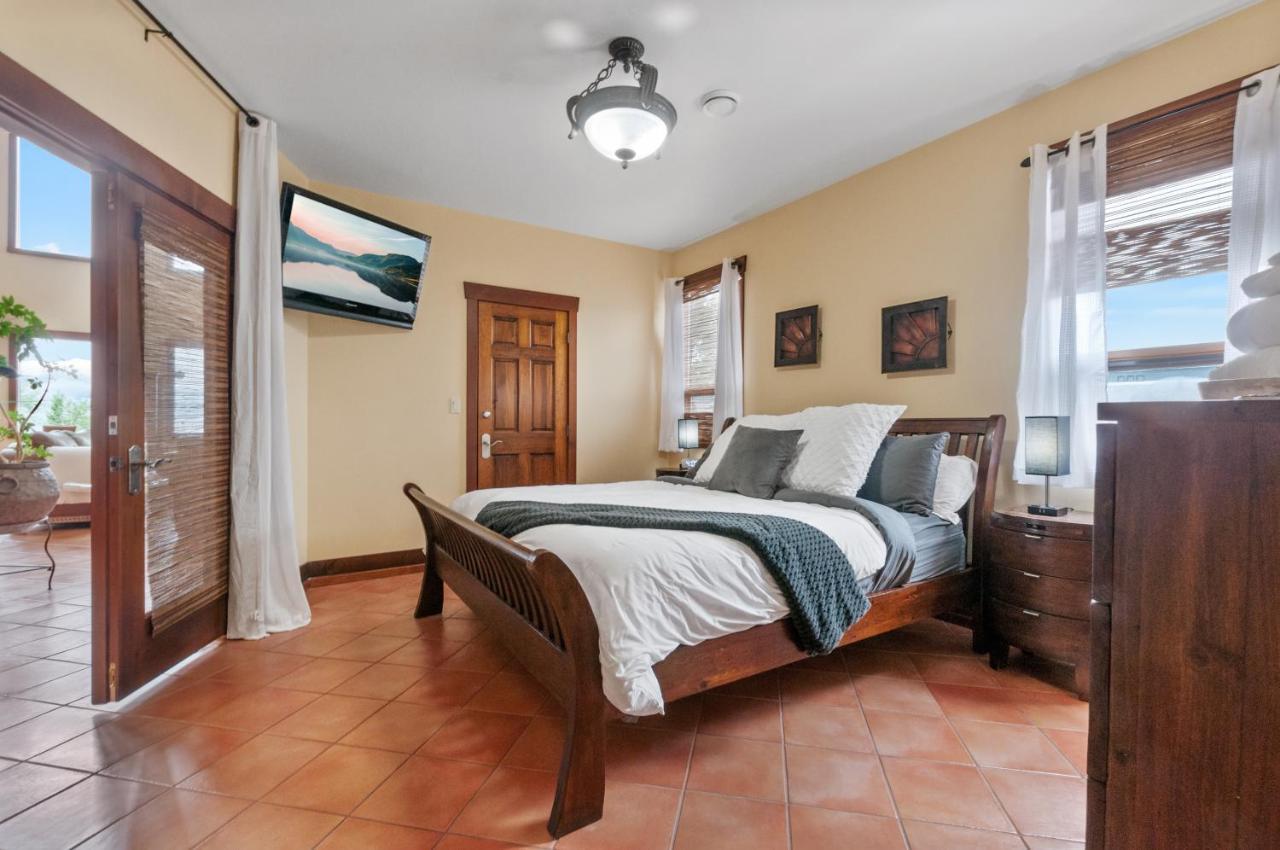 Casa Grande Inn & Suites Penticton Eksteriør billede