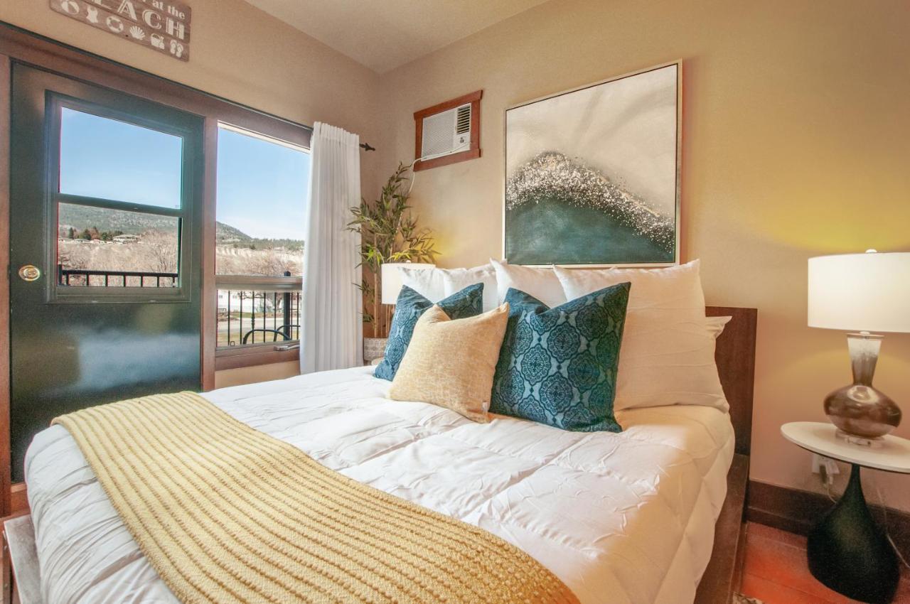 Casa Grande Inn & Suites Penticton Eksteriør billede